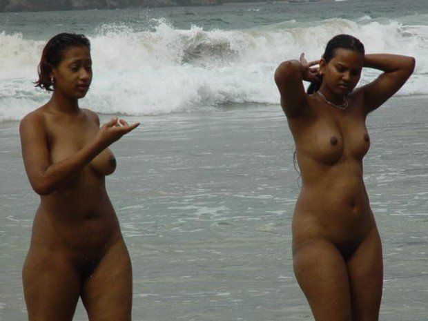 Trinidad Girls Go To Naked