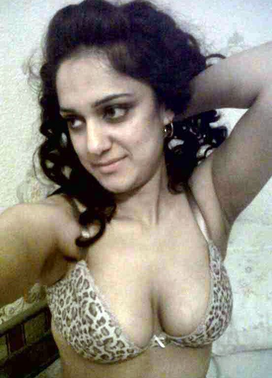 Rosie recomended hot pakistani nude girls