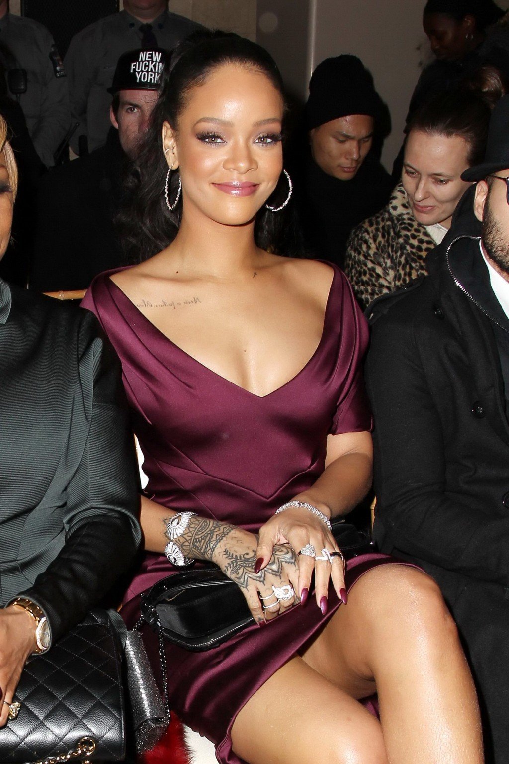 Rihanna Upskirt.